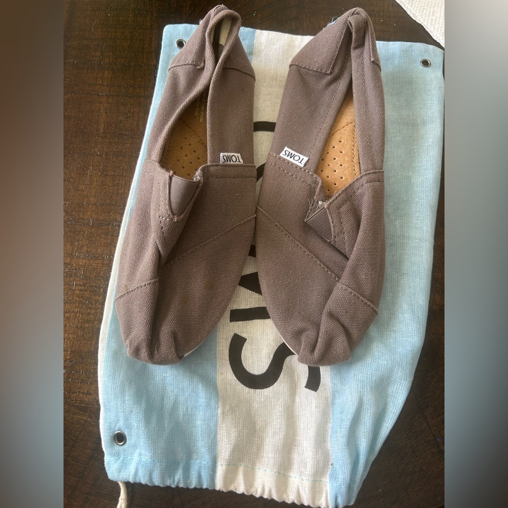 TOMS Brown Canvas Slip-On Pair